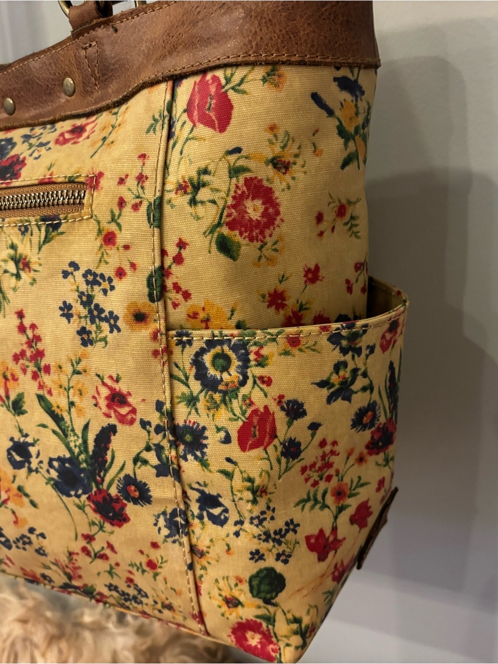 Patricia Nash Cream Floral Canvas Tote with Brown Leather Trim - Picture 11 of 16